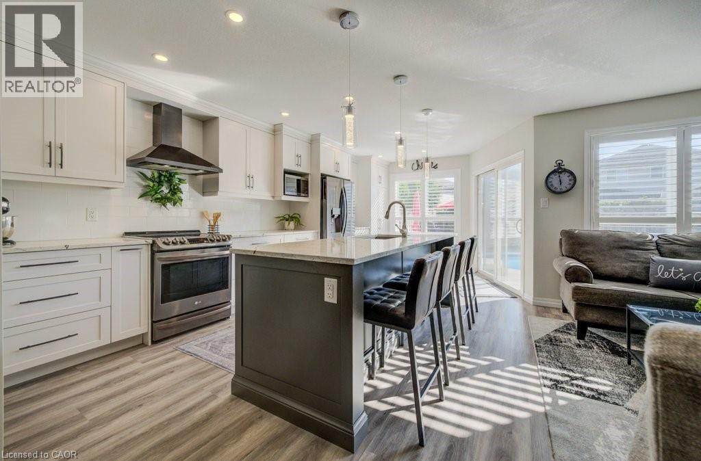 35 HAWKINS Drive - 15