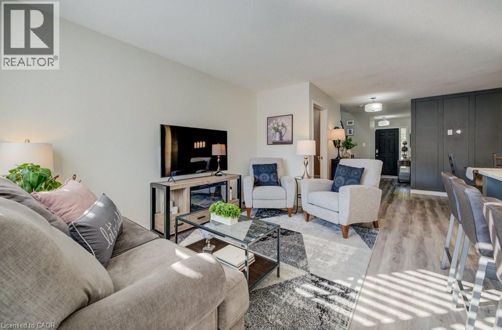 35 HAWKINS Drive - 19