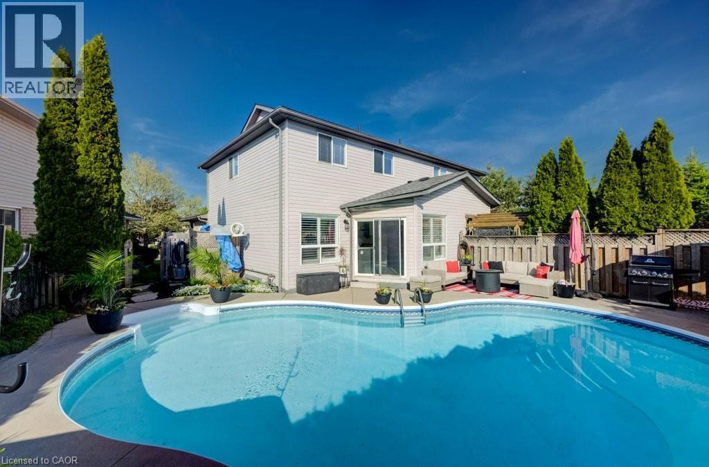 35 HAWKINS Drive - 47