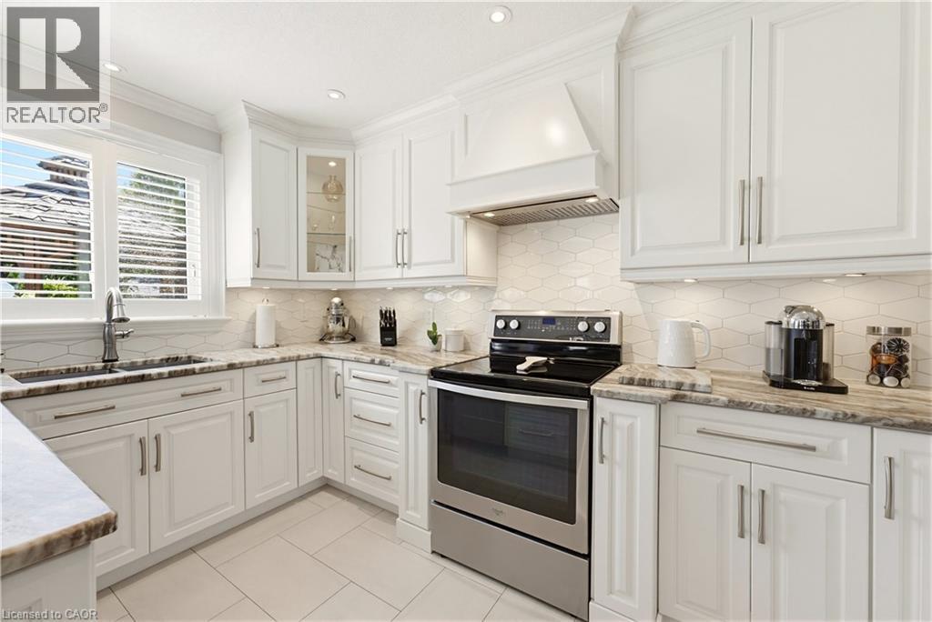 64 HIGHGATE Road - 13