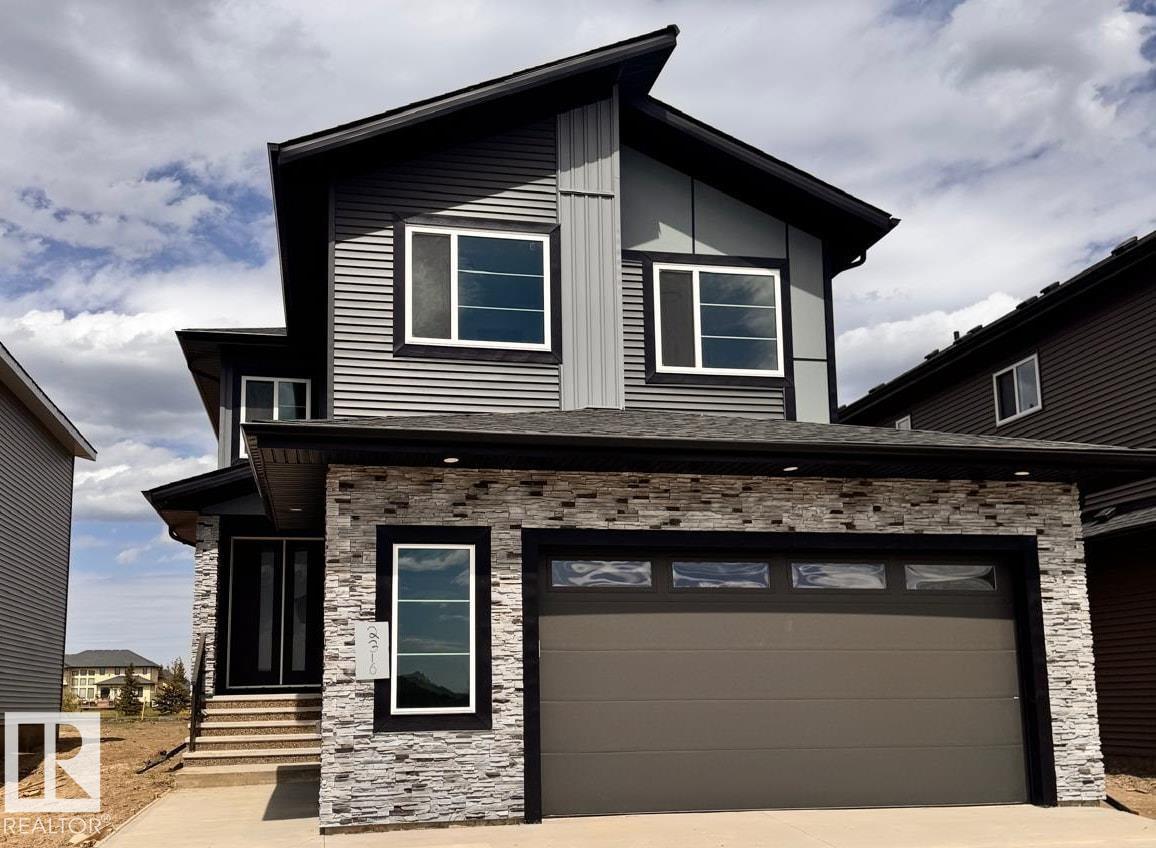 2316 63 AV NE - 2