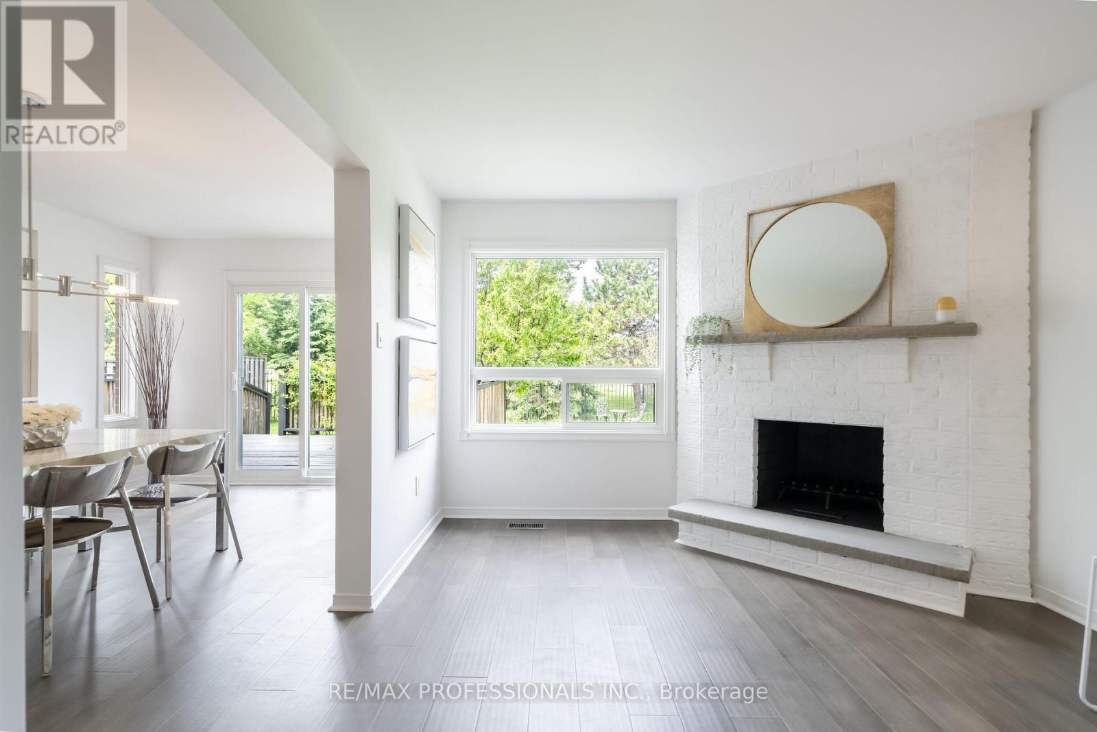 5154 SUNRAY DRIVE - 16