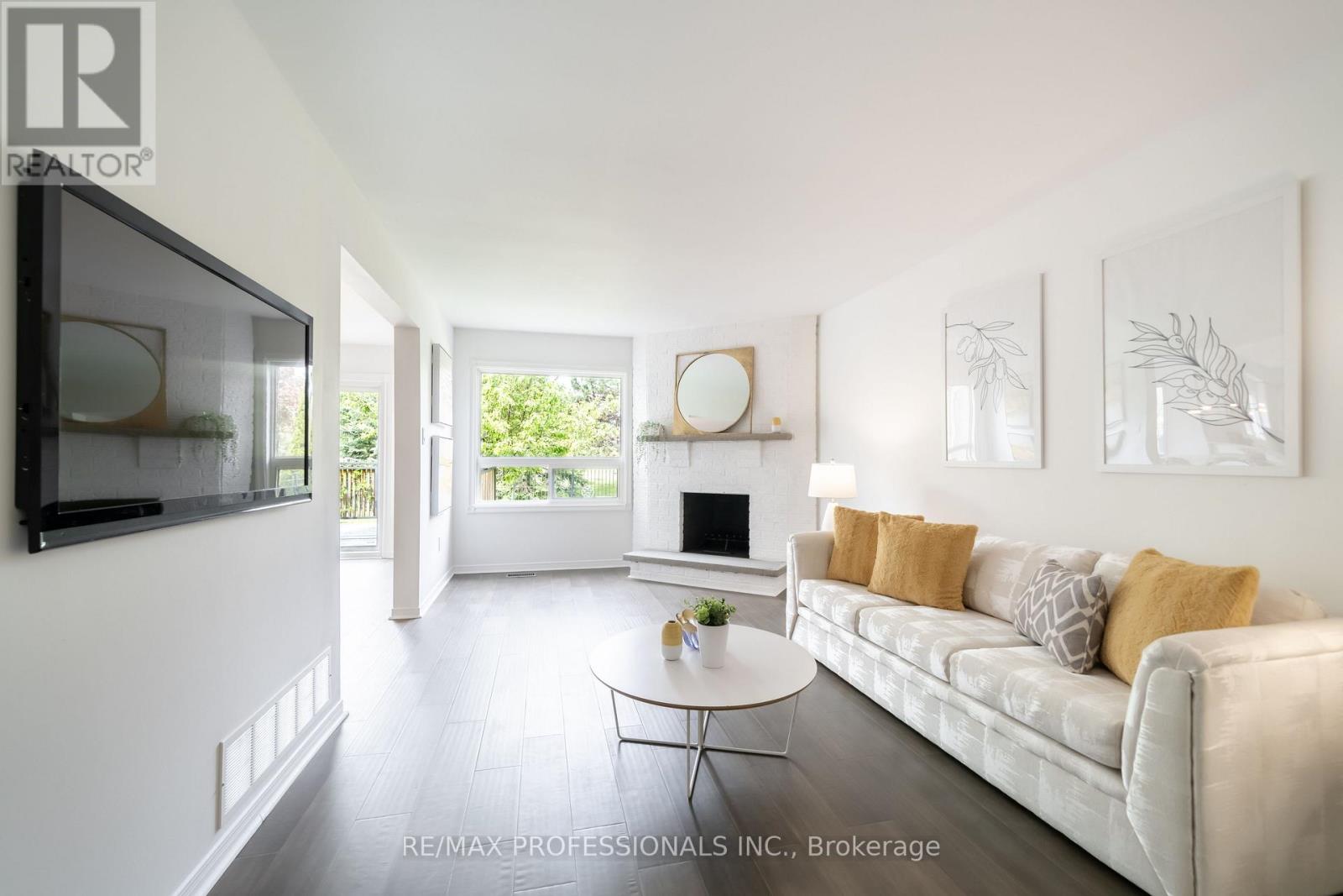 5154 SUNRAY DRIVE - 17
