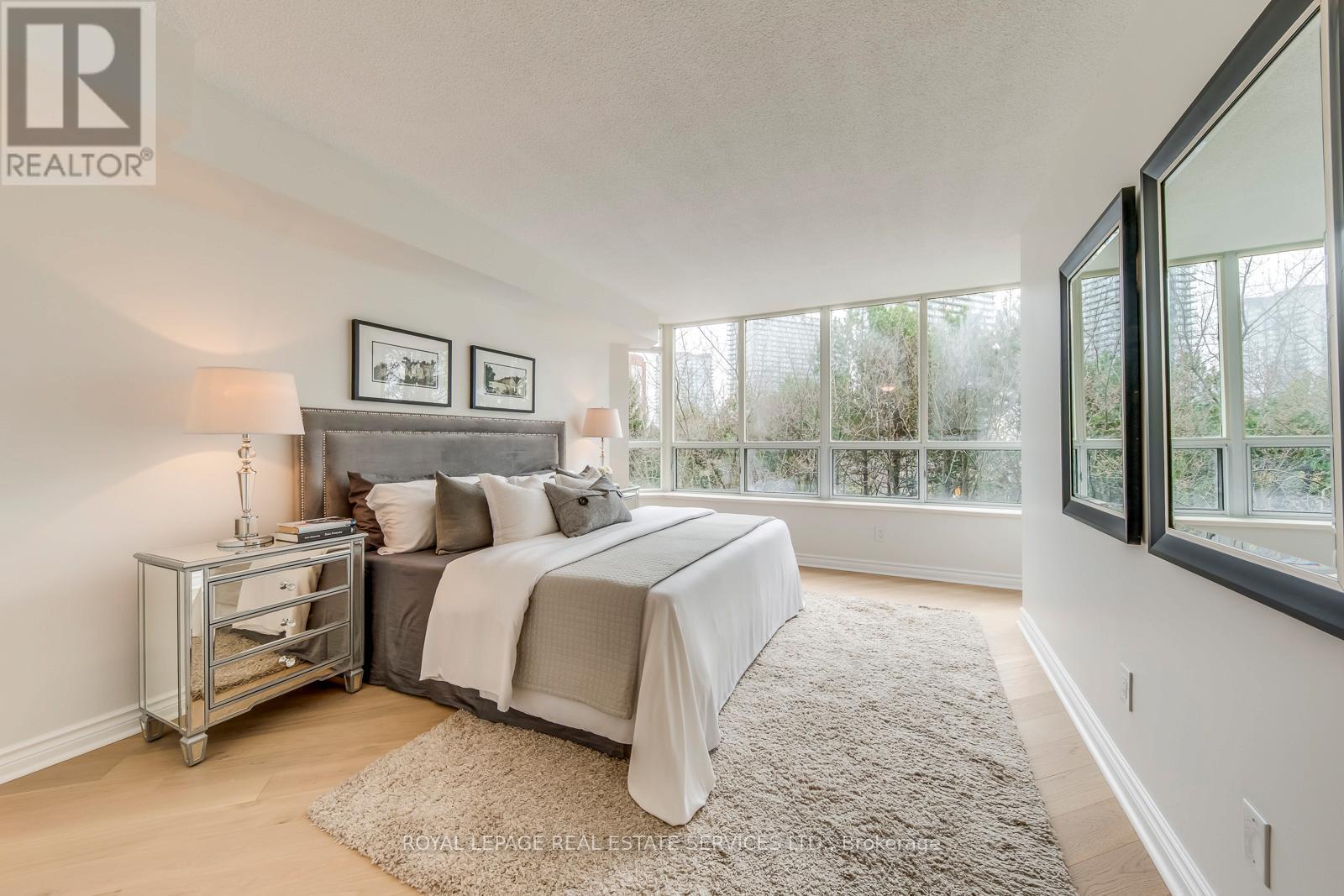 #403 1 RIPLEY AVENUE - 21