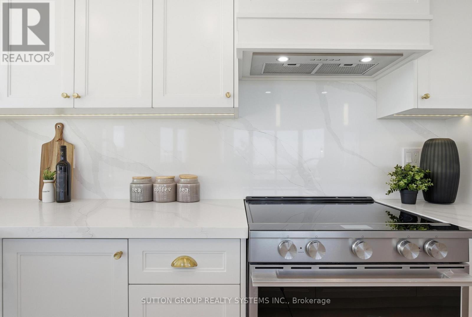 #2002 1320 ISLINGTON AVENUE - 11