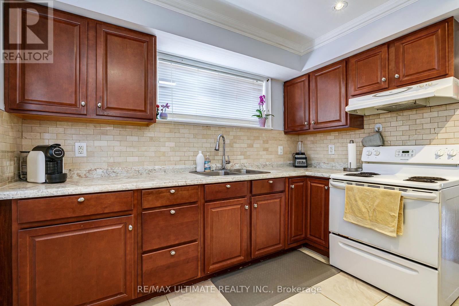 2 GEORGE ANDERSON COURT - 11