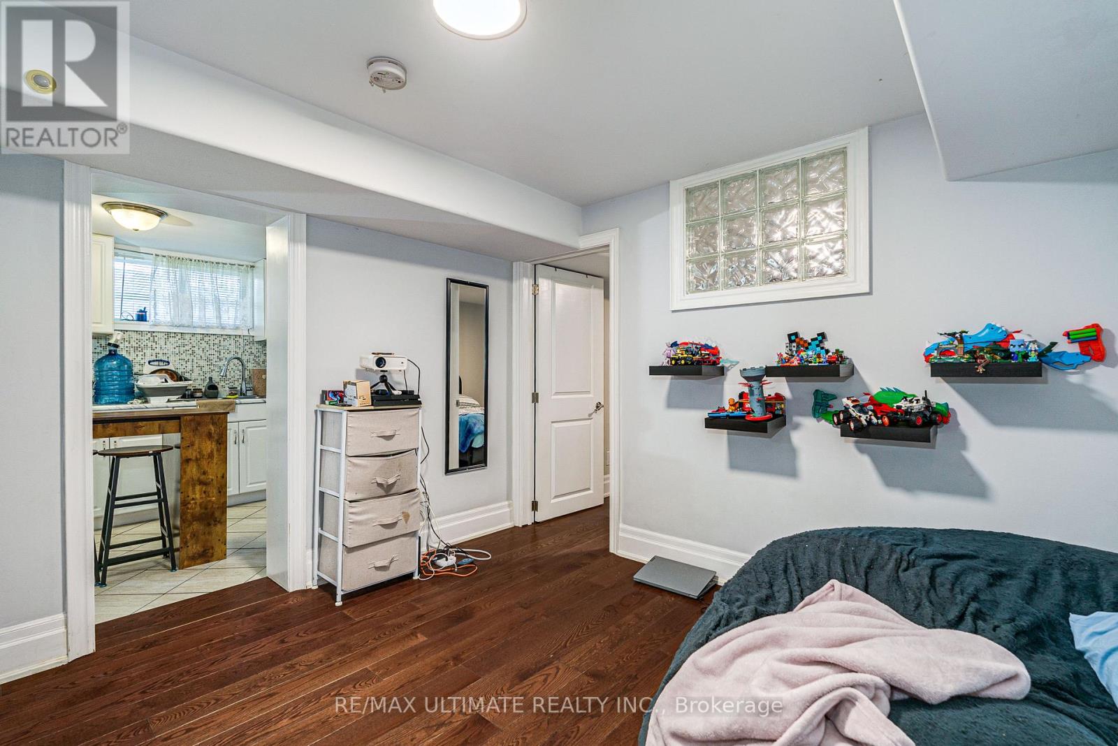 2 GEORGE ANDERSON COURT - 34