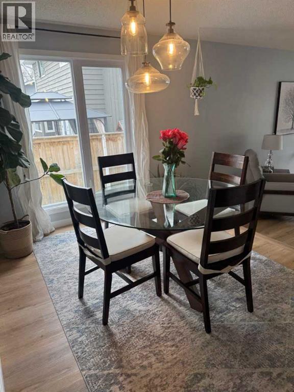 16 Woodfield Court SW - 8