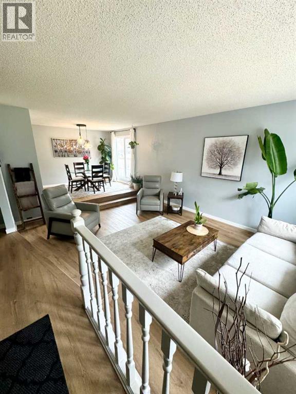 16 Woodfield Court SW - 5