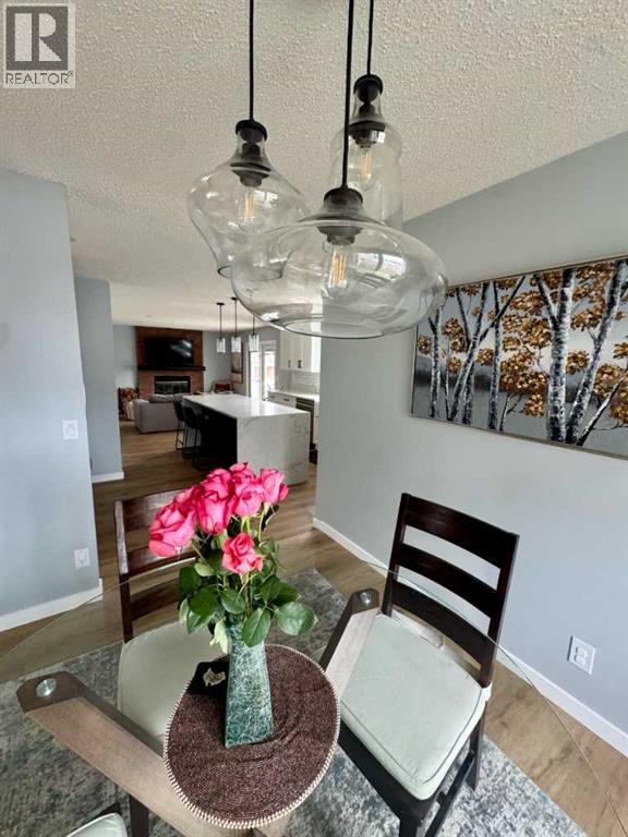 16 Woodfield Court SW - 9