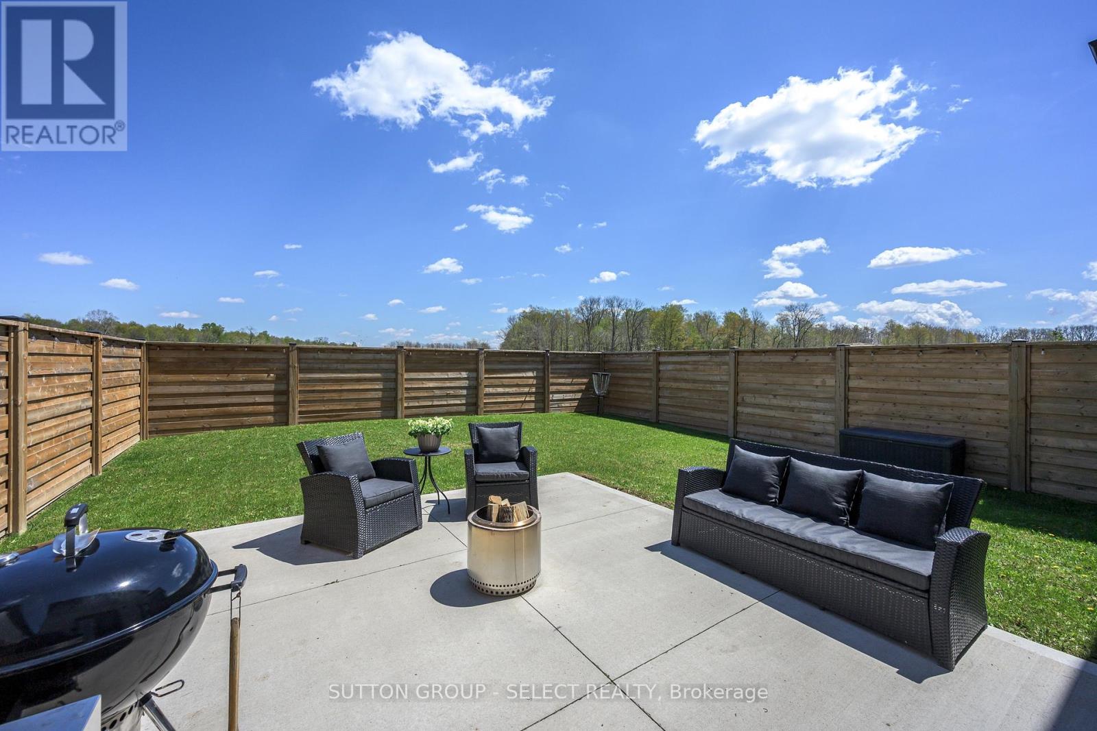 3924 CAMPBELL STREET N - 34