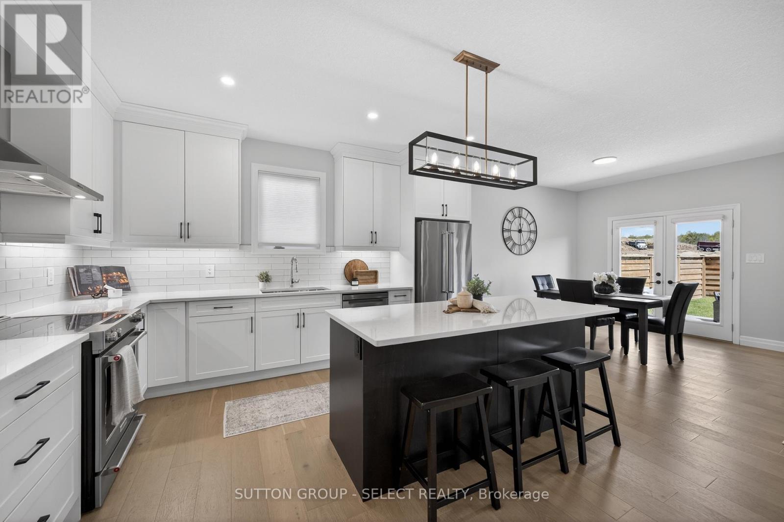 3924 CAMPBELL STREET N - 5