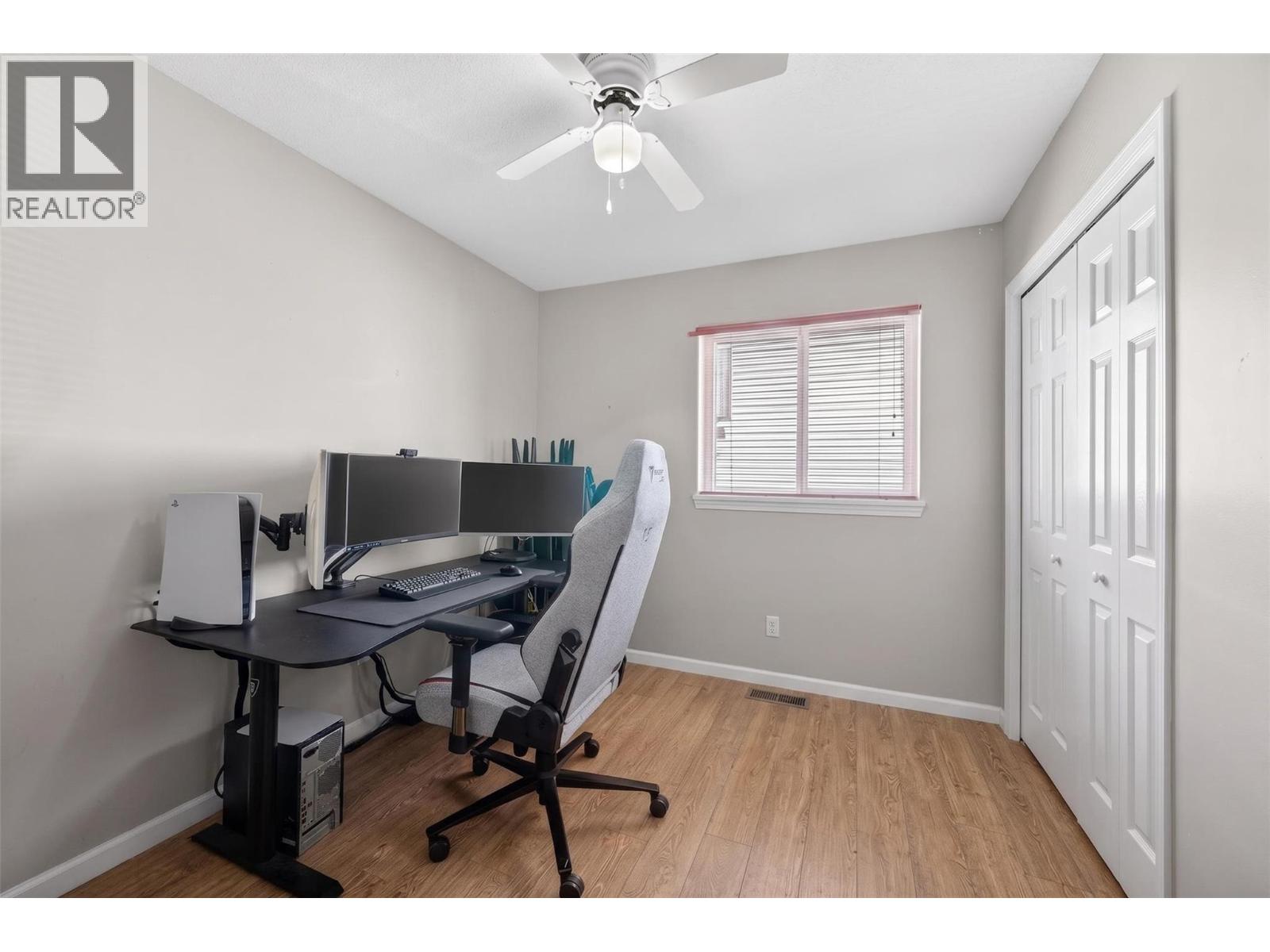  313 Hemlock Crescent North, Sicamous