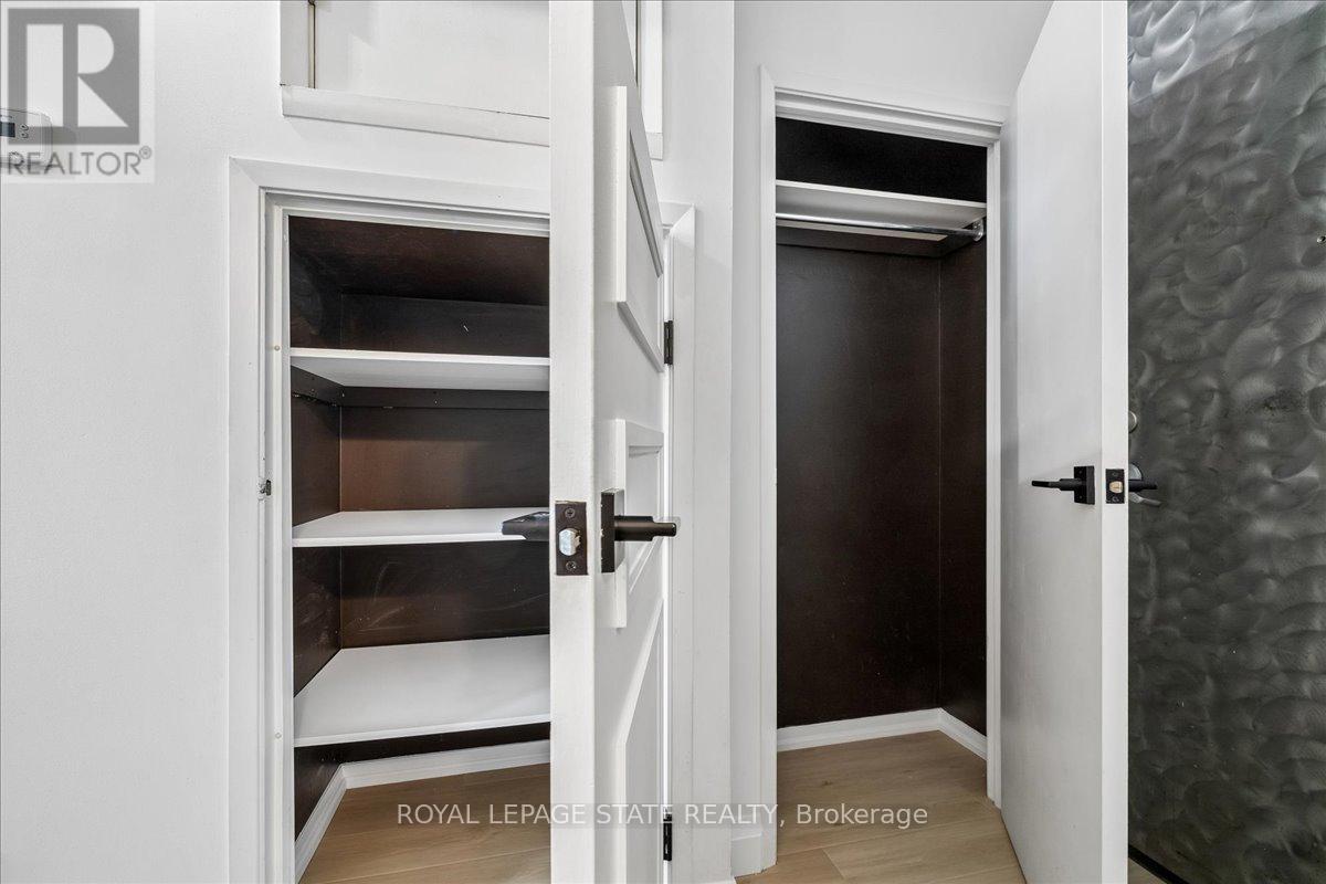 #105 11 REBECCA STREET - 12