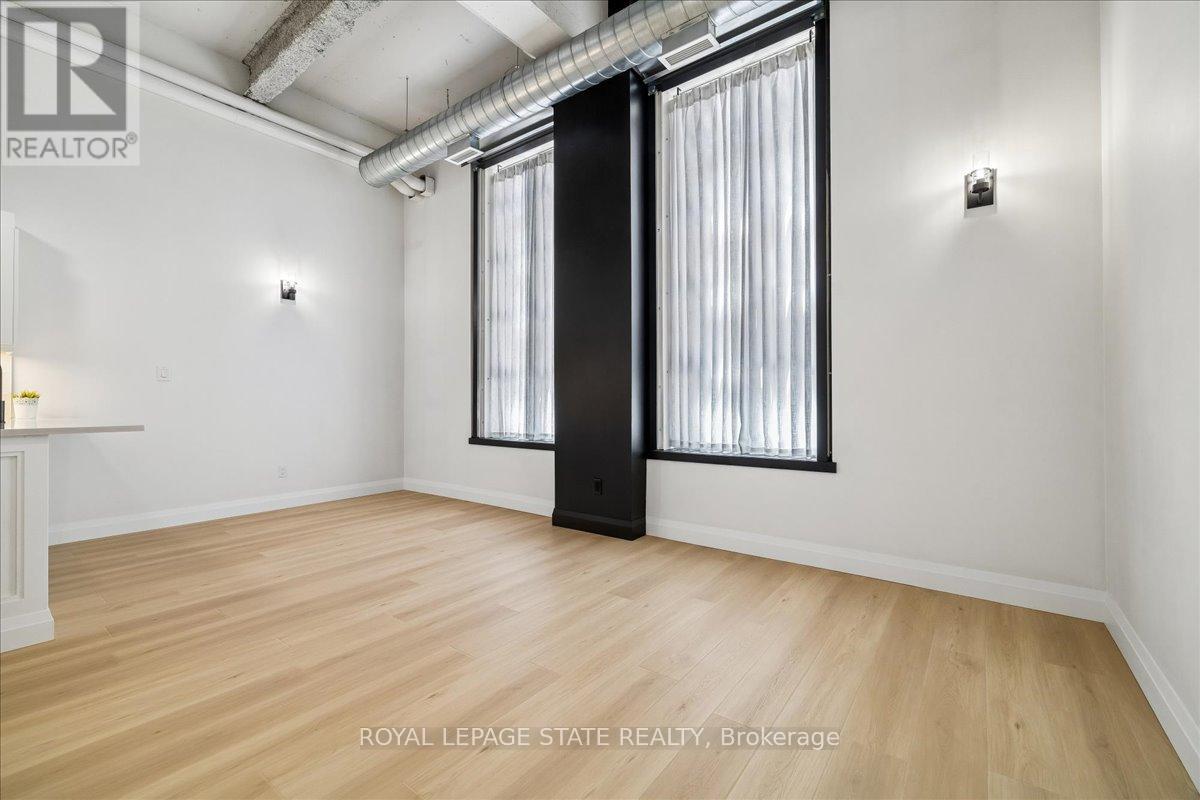 #105 11 REBECCA STREET - 18