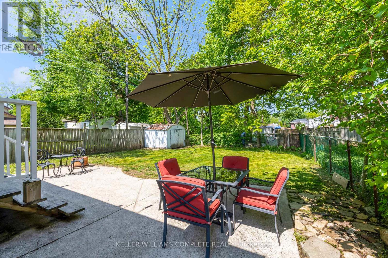 110 OAK STREET - 23