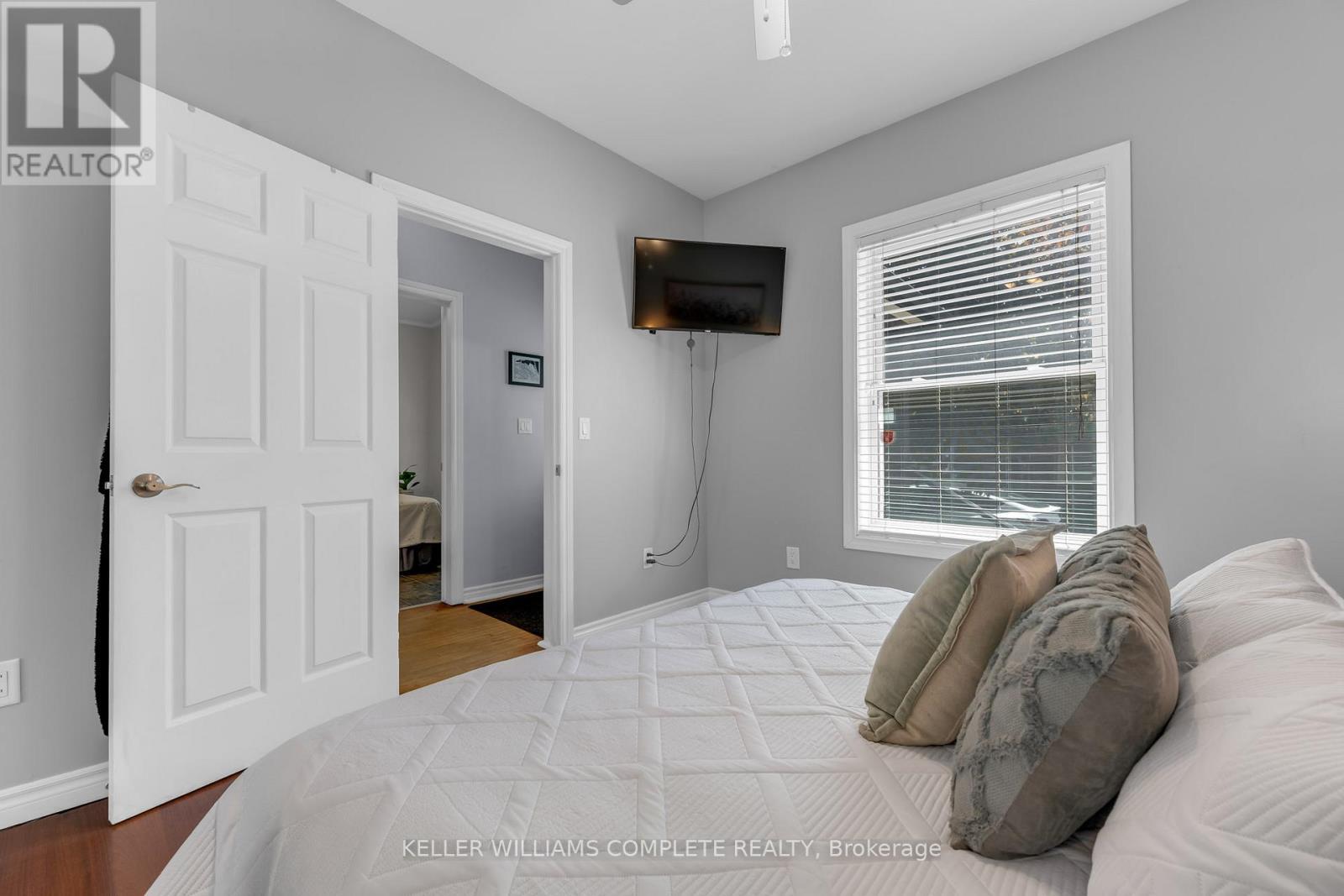 110 OAK STREET - 5