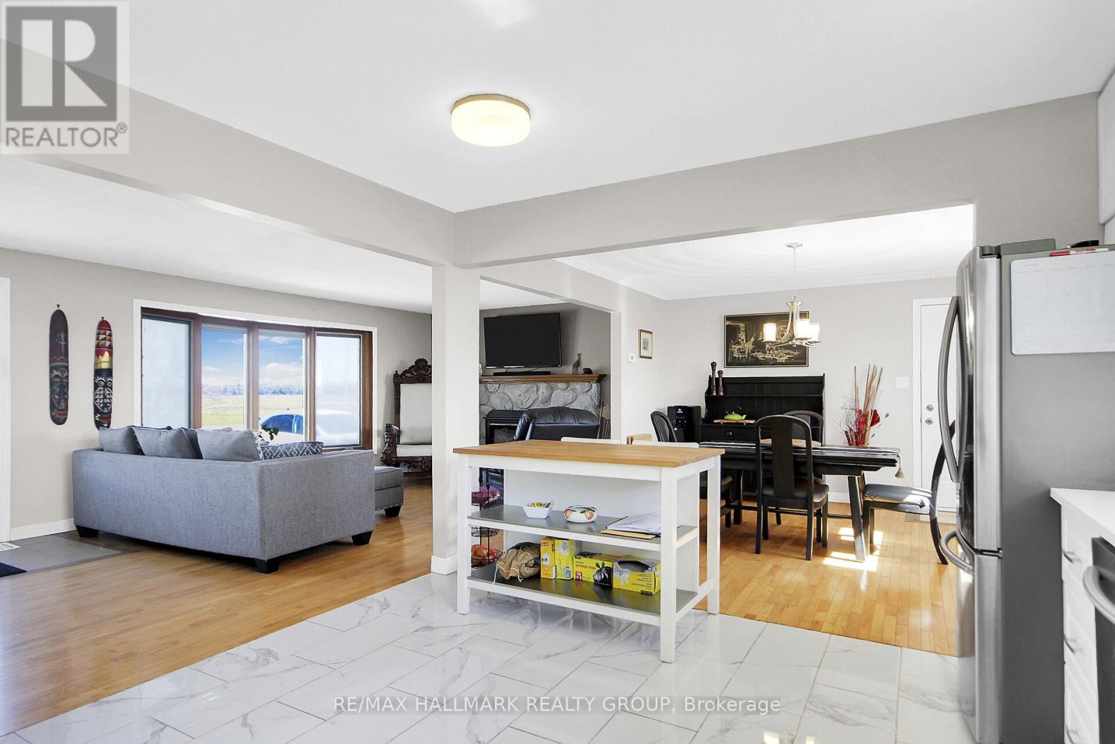 6151 MALAKOFF ROAD - 17