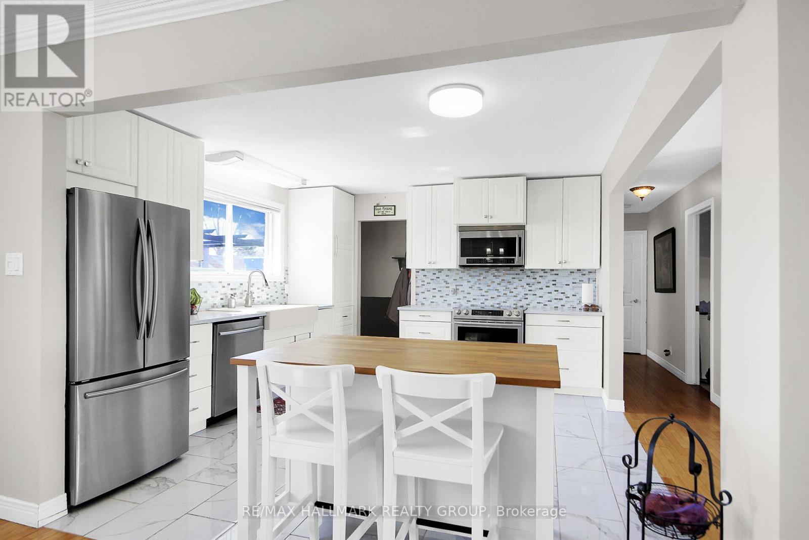 6151 MALAKOFF ROAD - 12