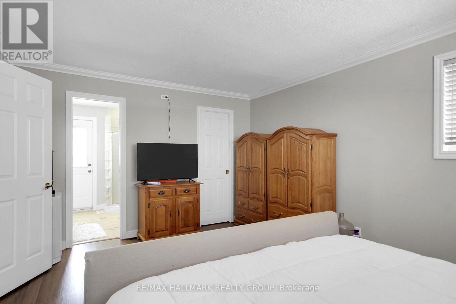 6151 MALAKOFF ROAD - 23