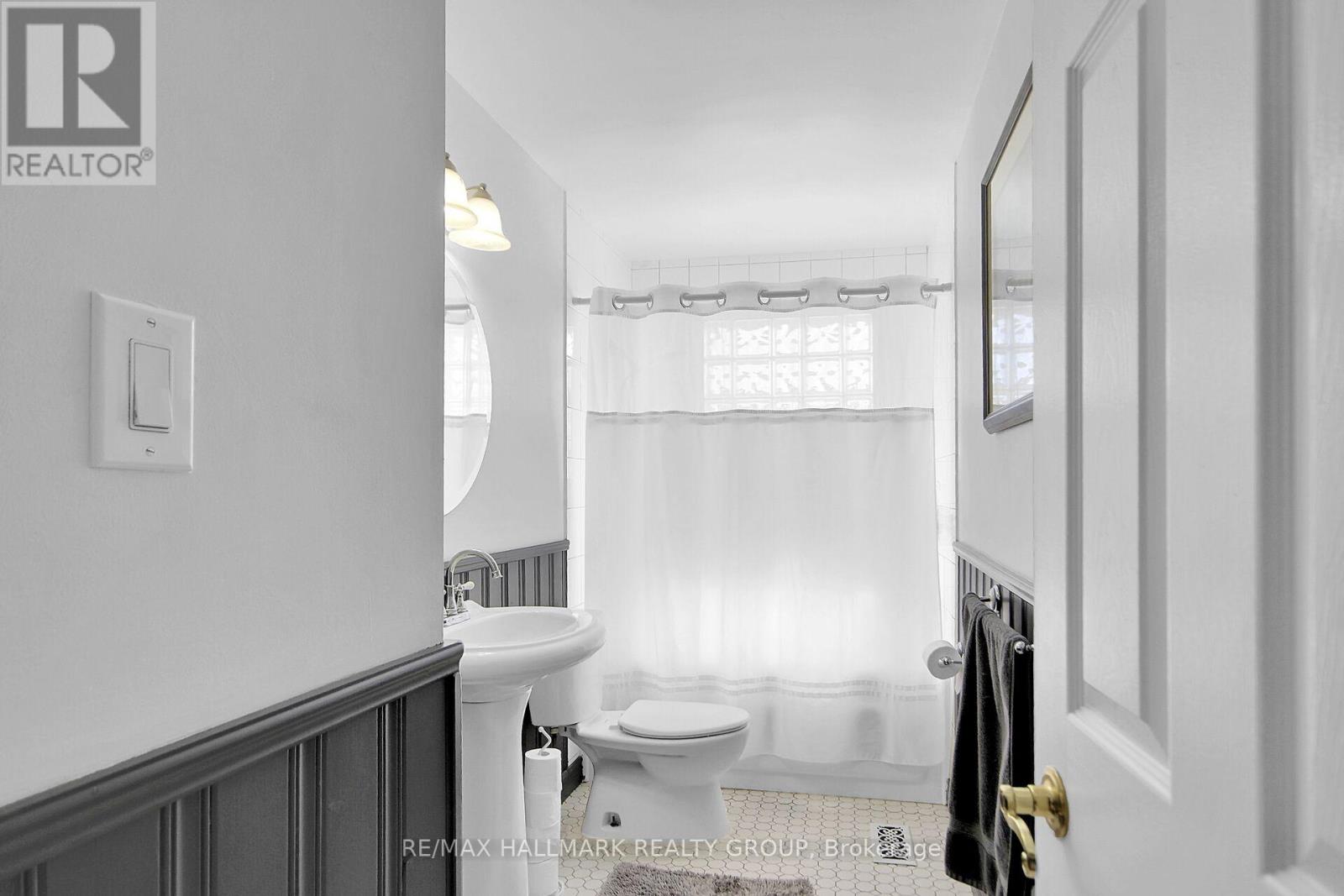 6151 MALAKOFF ROAD - 26