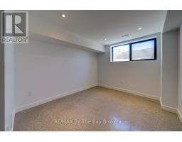 18 Raintree Court, Clearview, ON L9Y0K2 Photo 40