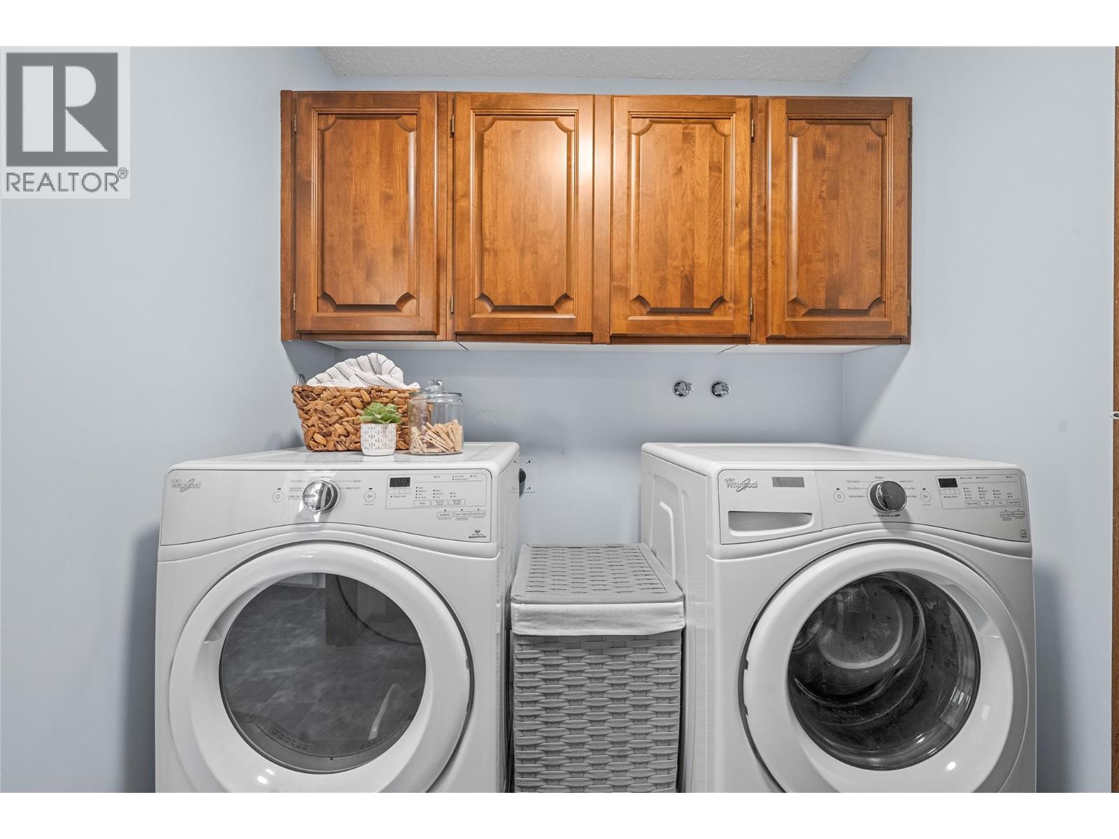 2631 Grand View Place, Blind Bay
