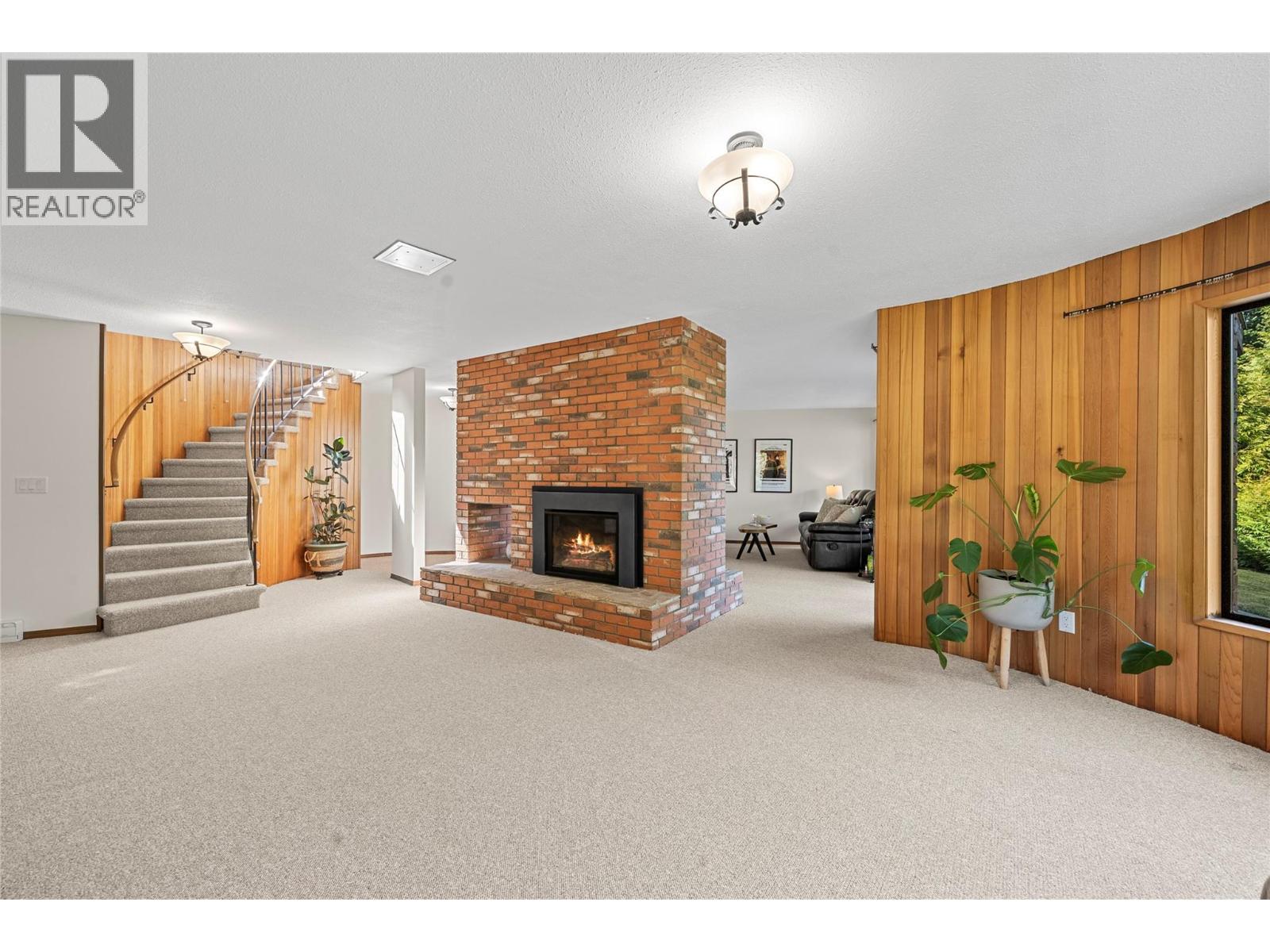 2631 Grand View Place, Blind Bay