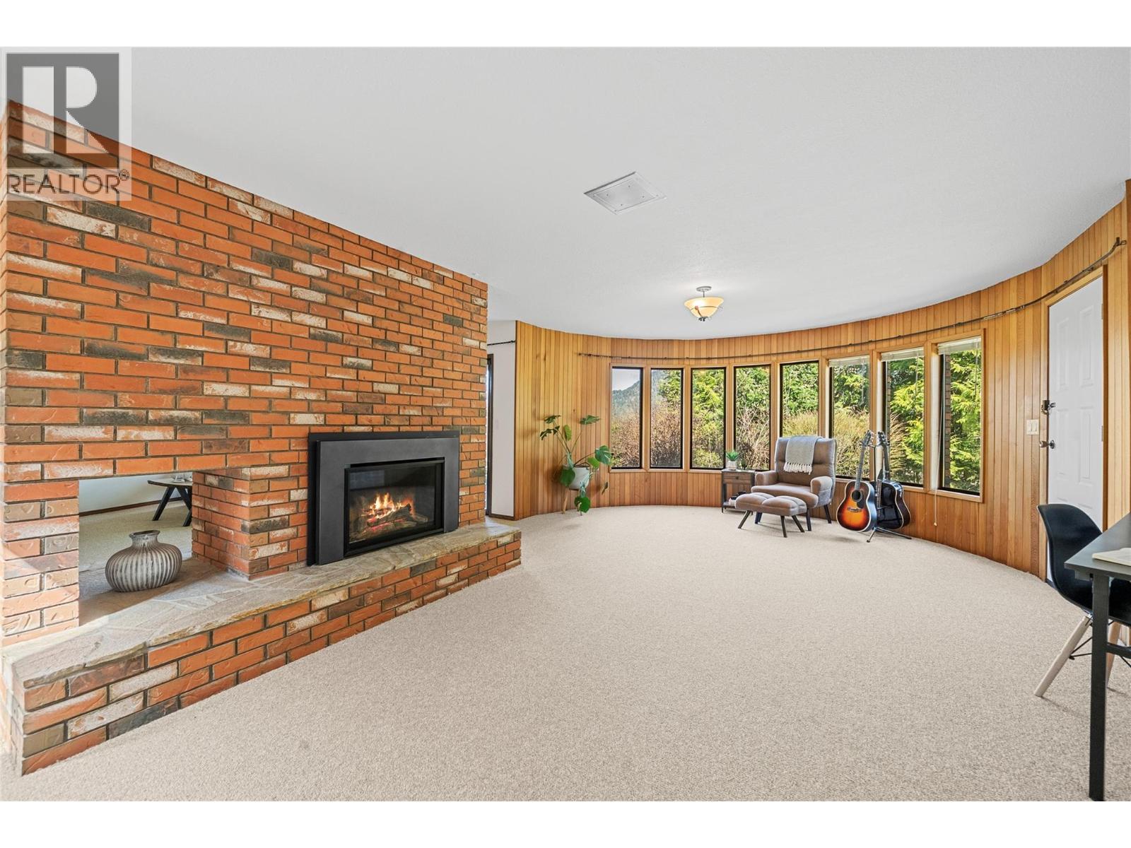 2631 Grand View Place, Blind Bay