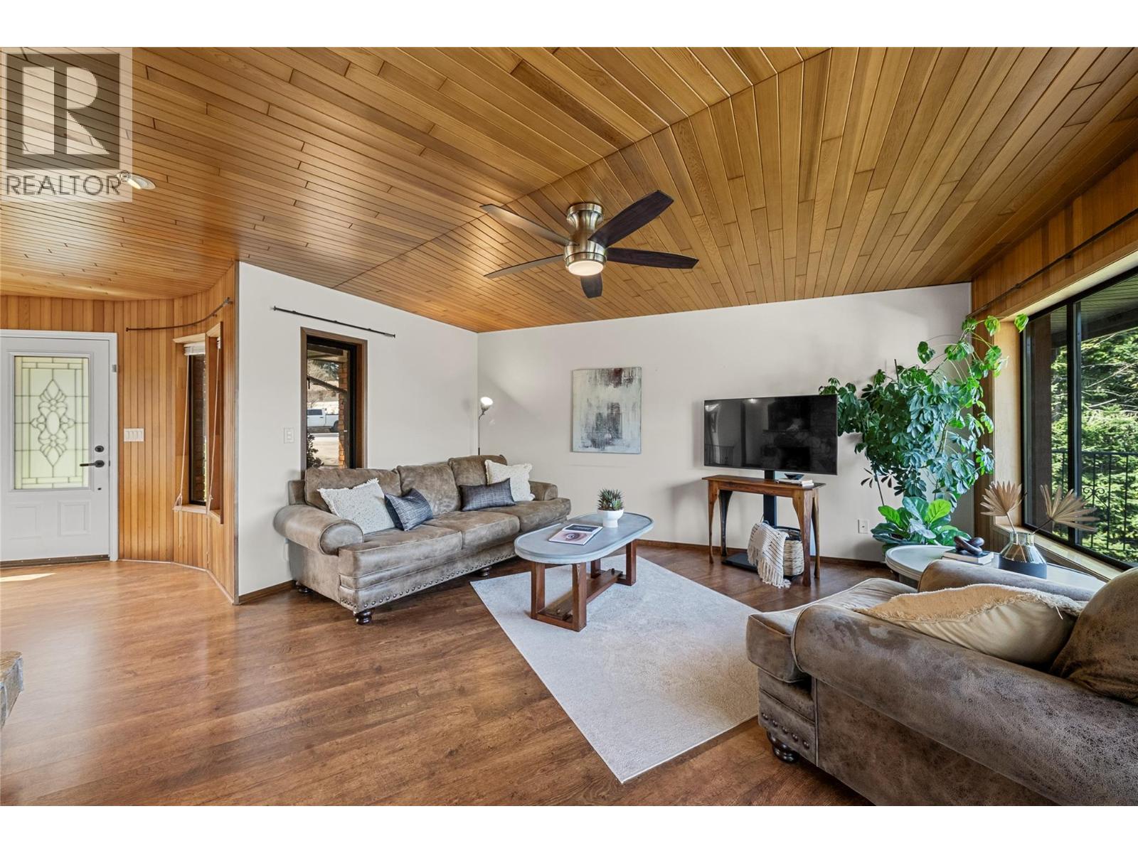 2631 Grand View Place, Blind Bay