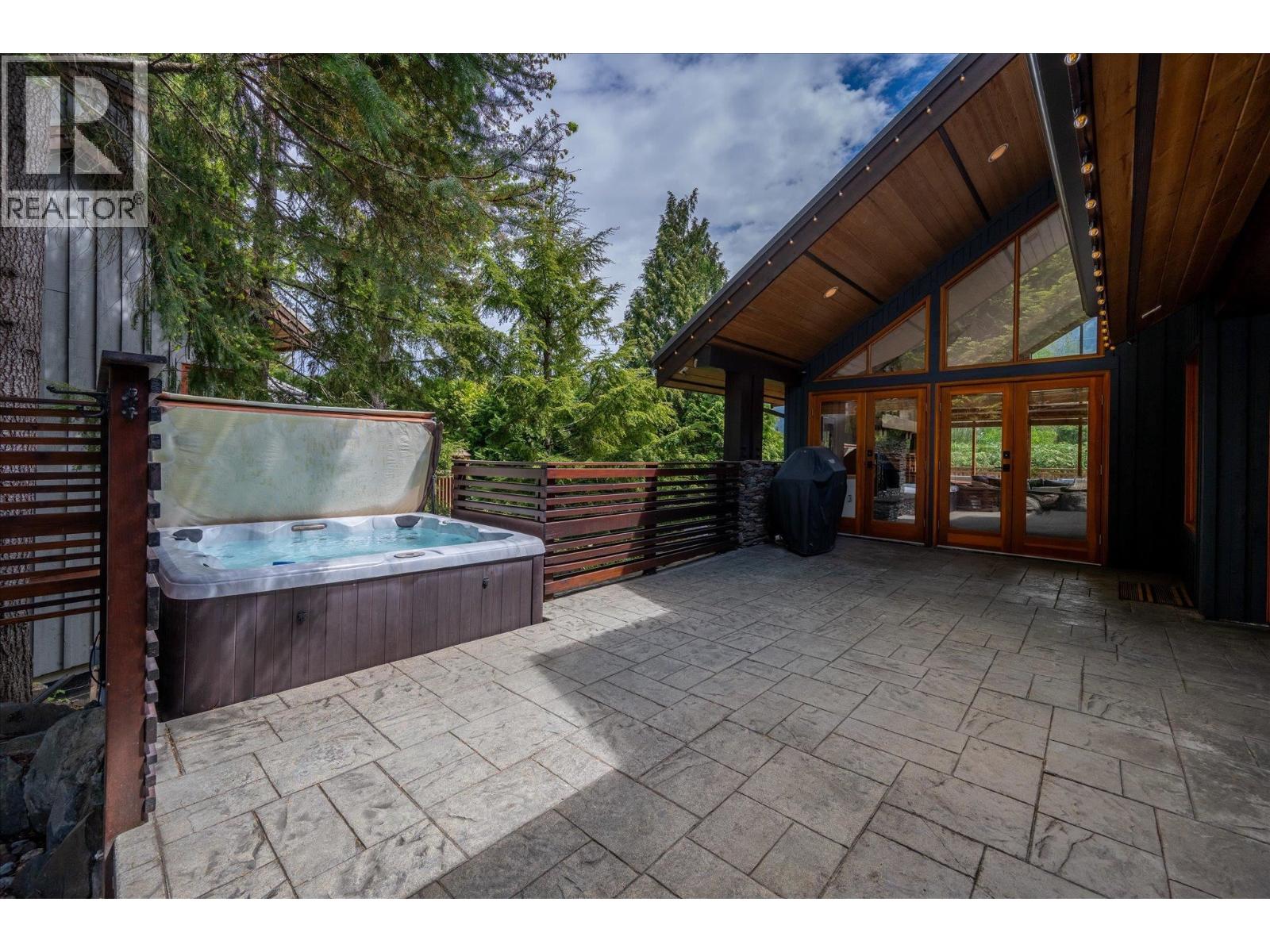 6260 BISHOP Way - photo 2