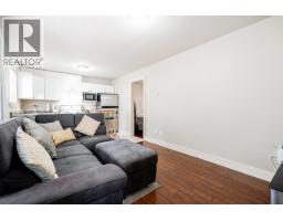 2708 Boundary Road, Burnaby, BC V5M3Z6 Photo 11