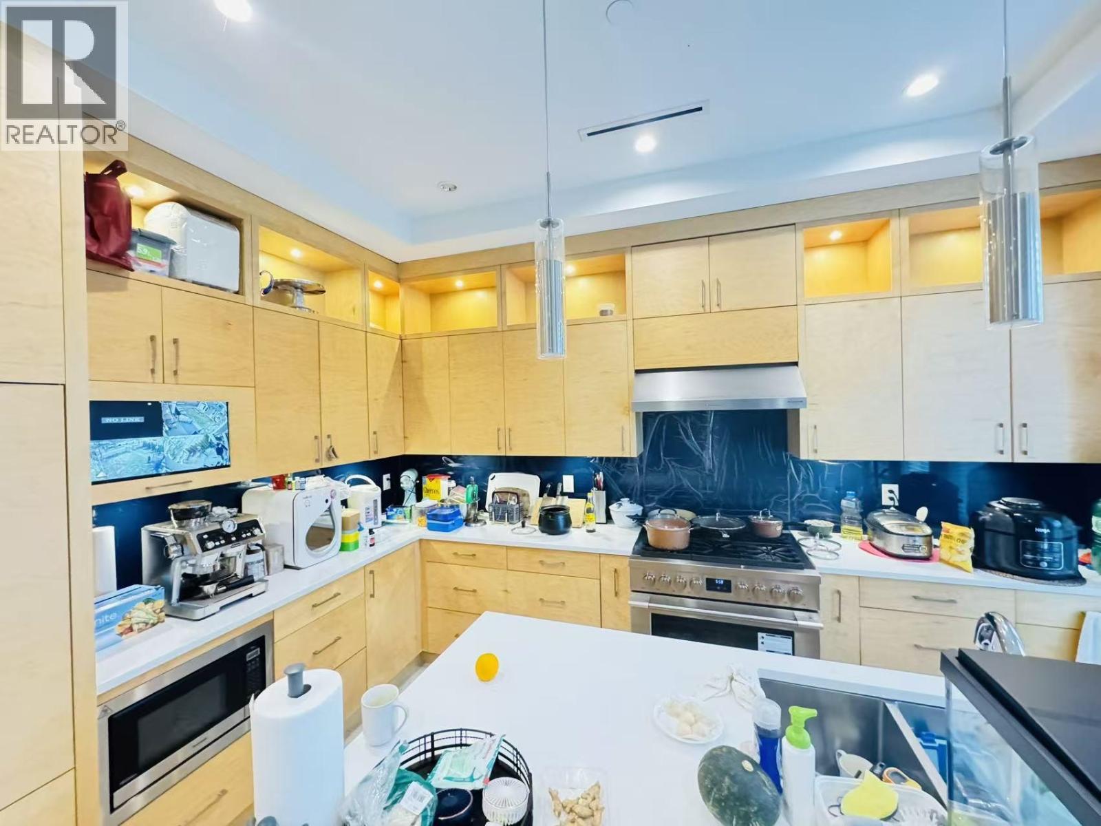3000 W 15 Avenue - photo 2