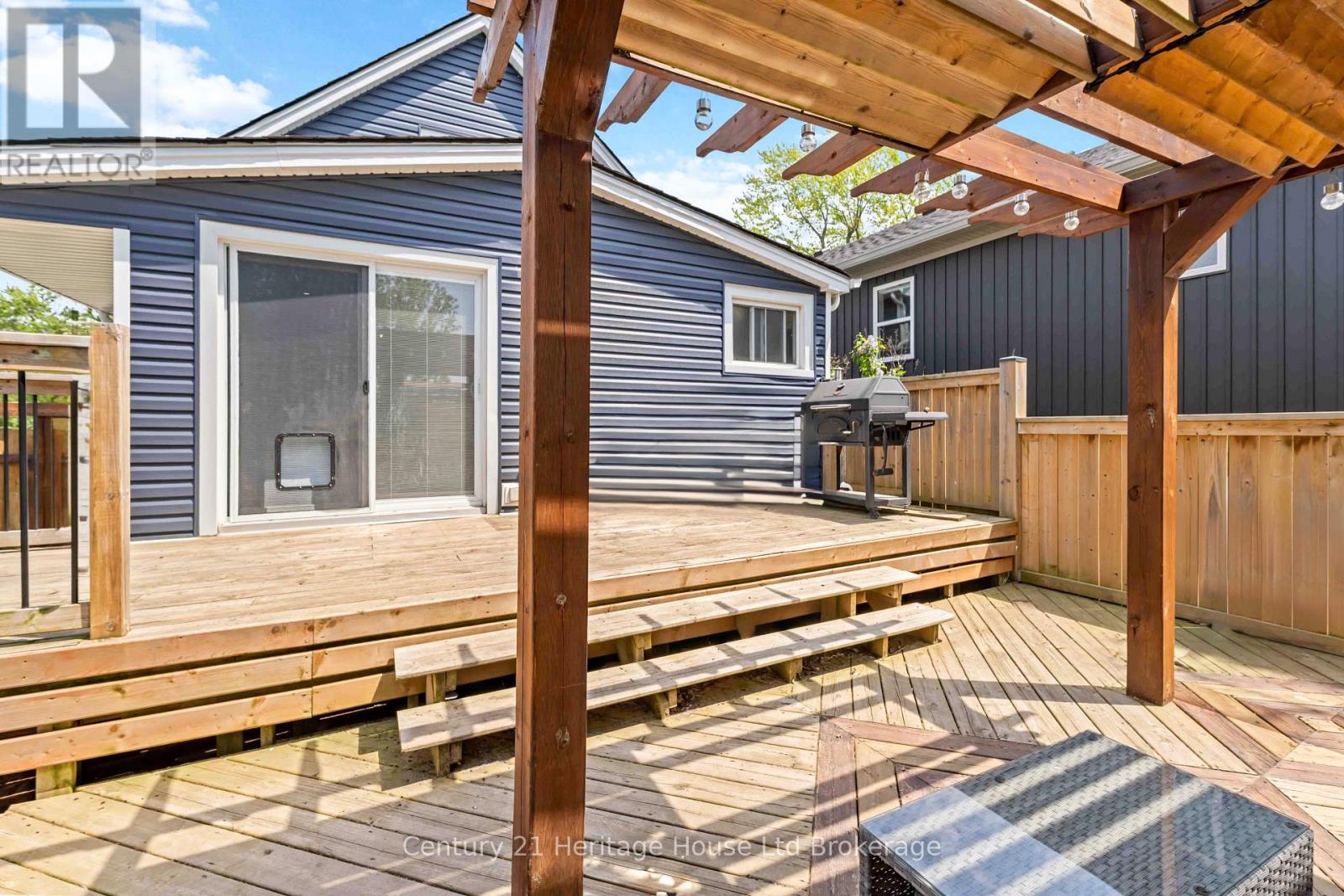 34 HUMBOLDT PARKWAY - 28