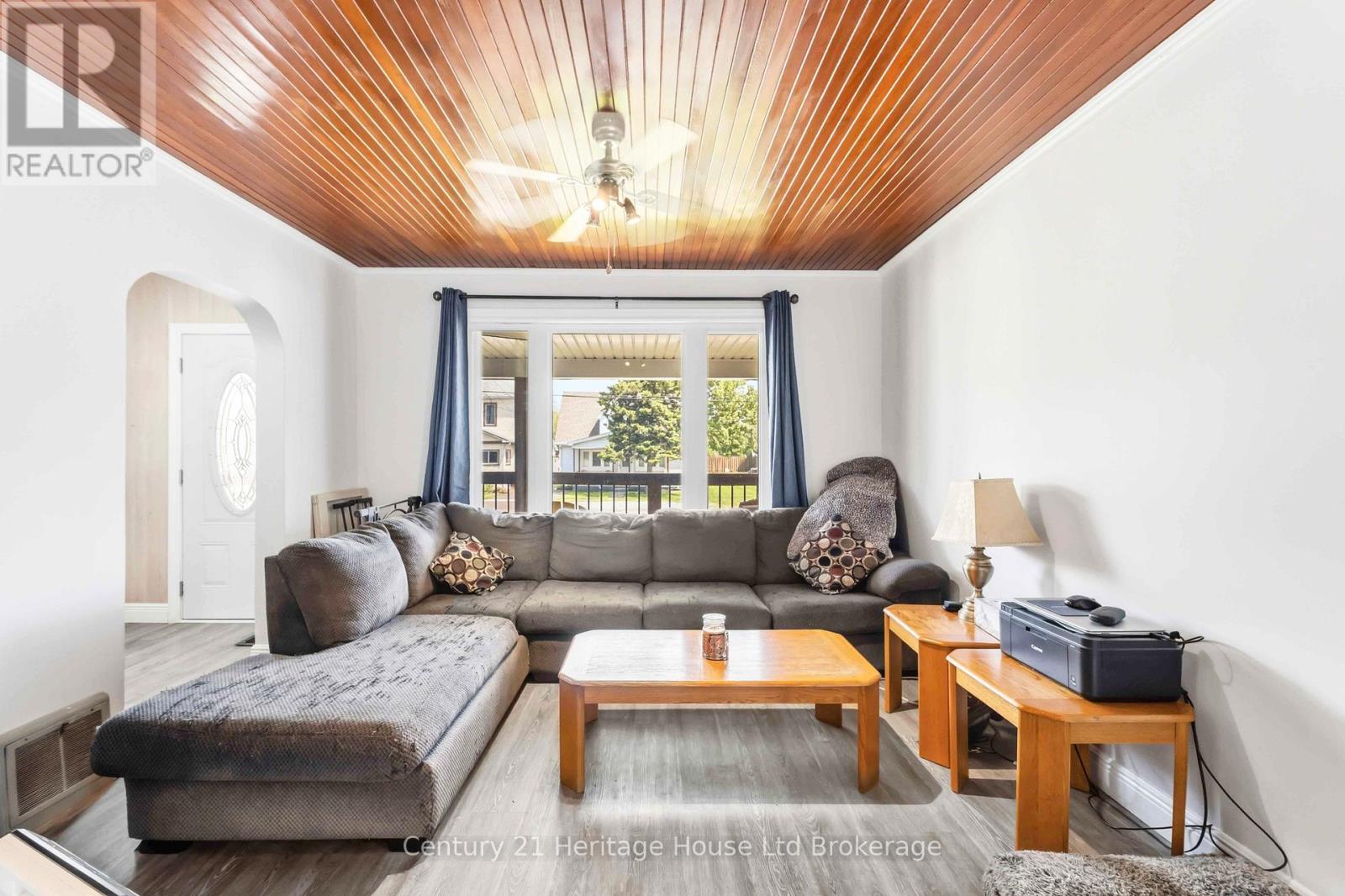 34 HUMBOLDT PARKWAY - 9
