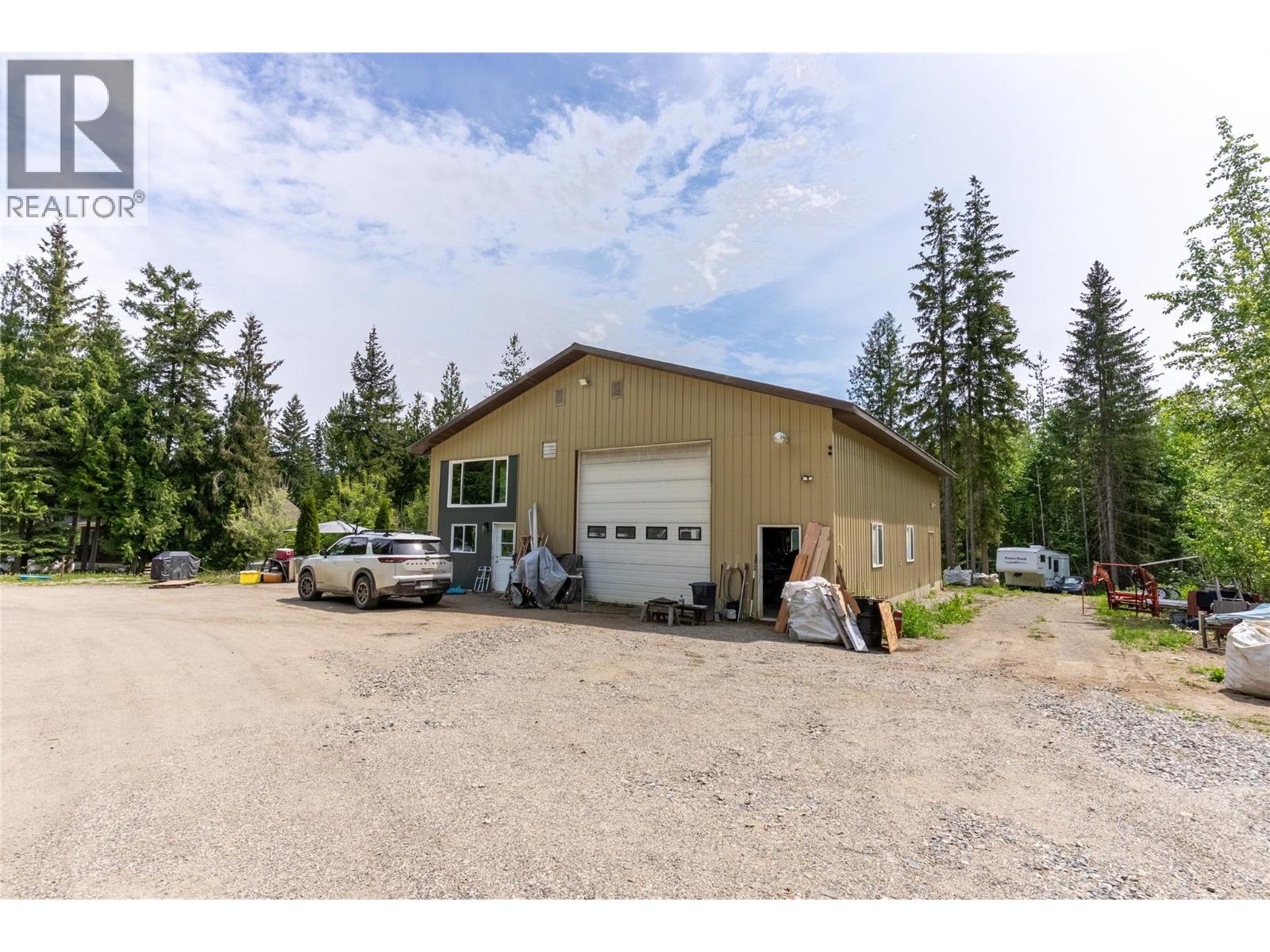  63 LIBICH Road, Salmon Arm
