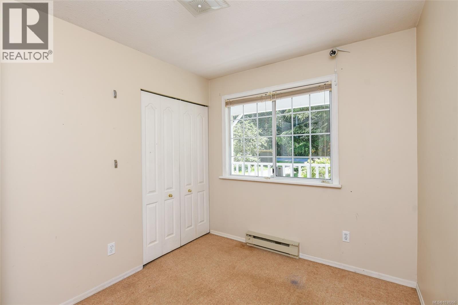 2410 Huband Rd - 36