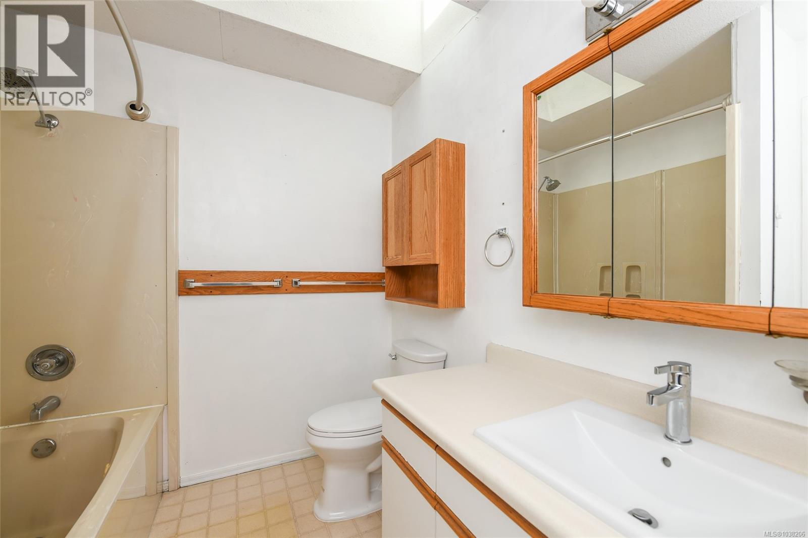 2410 Huband Rd - 38