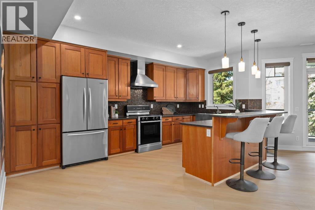 525 5 Street NE - Image 3