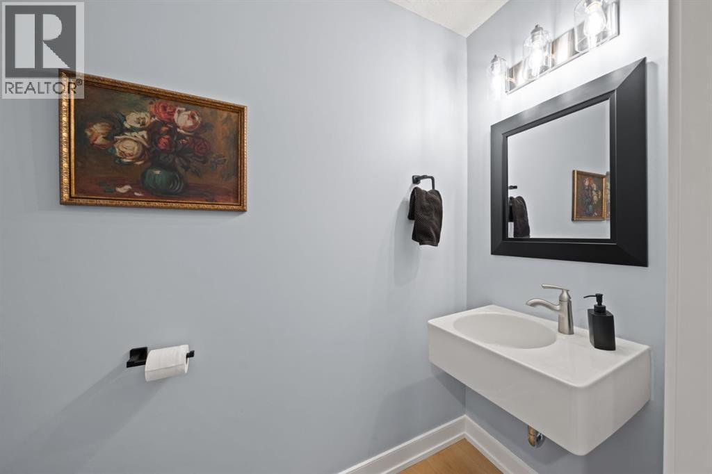 525 5 Street NE - 10