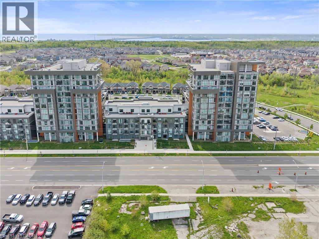 #417 450 DUNDAS Street E - 2