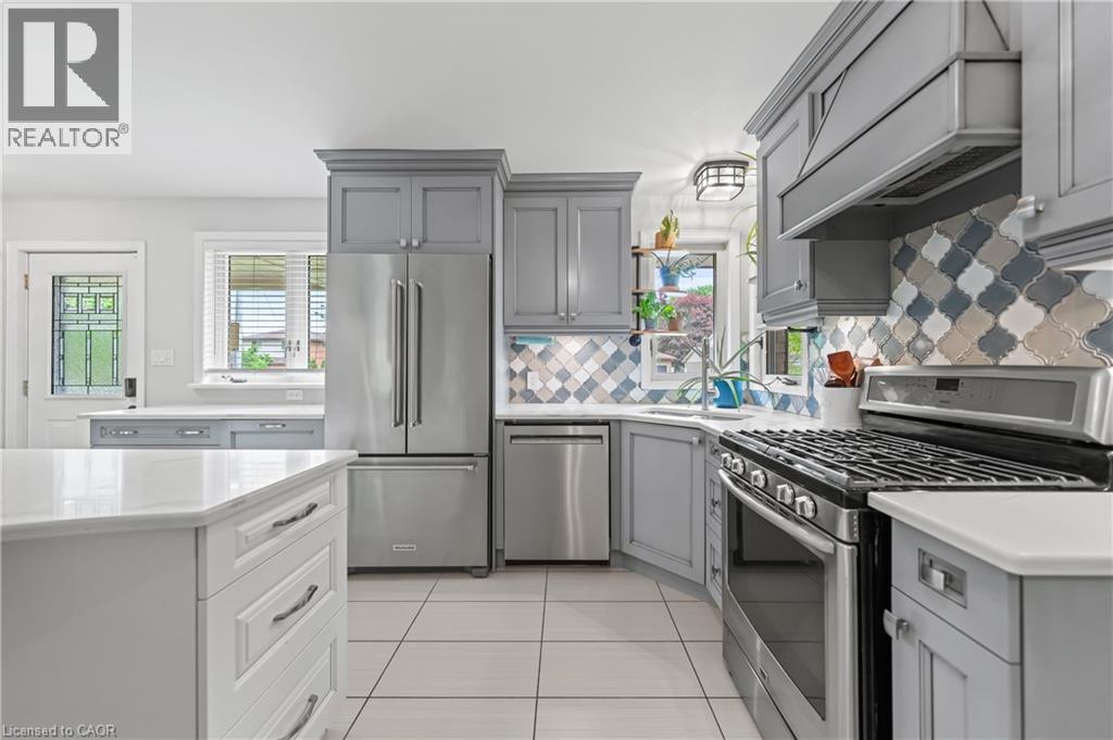 306 NORMANDY Avenue - 13