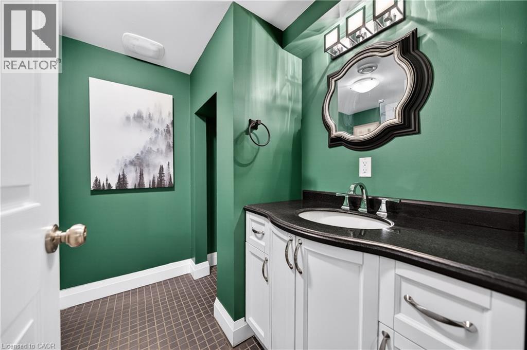 306 NORMANDY Avenue - 34