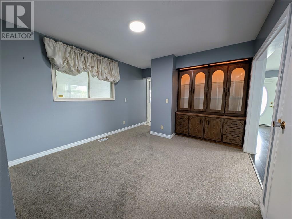 235 Mississauga Avenue - 14