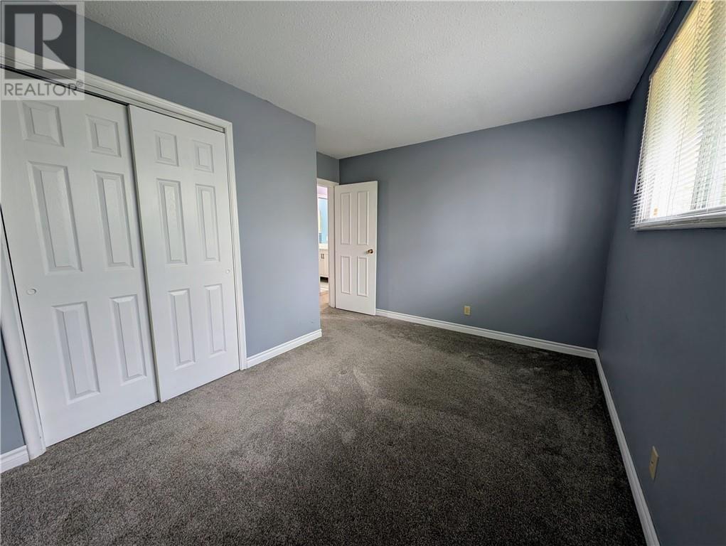 235 Mississauga Avenue - 7