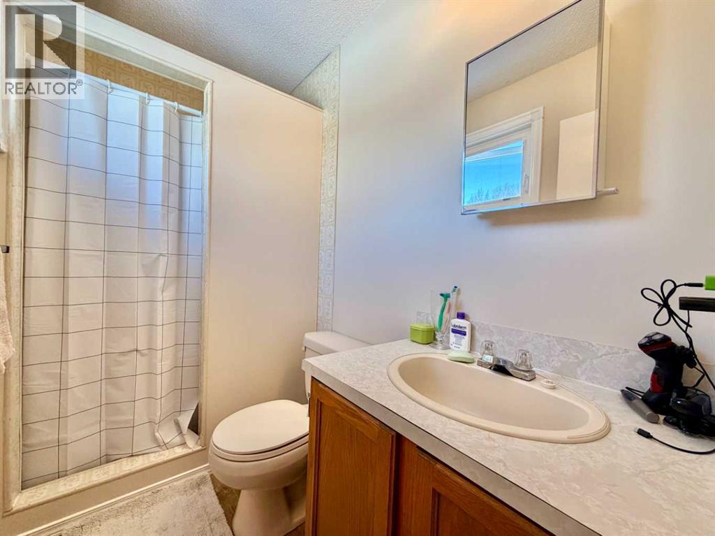 121, 842072 Range Road 241 — photo 41