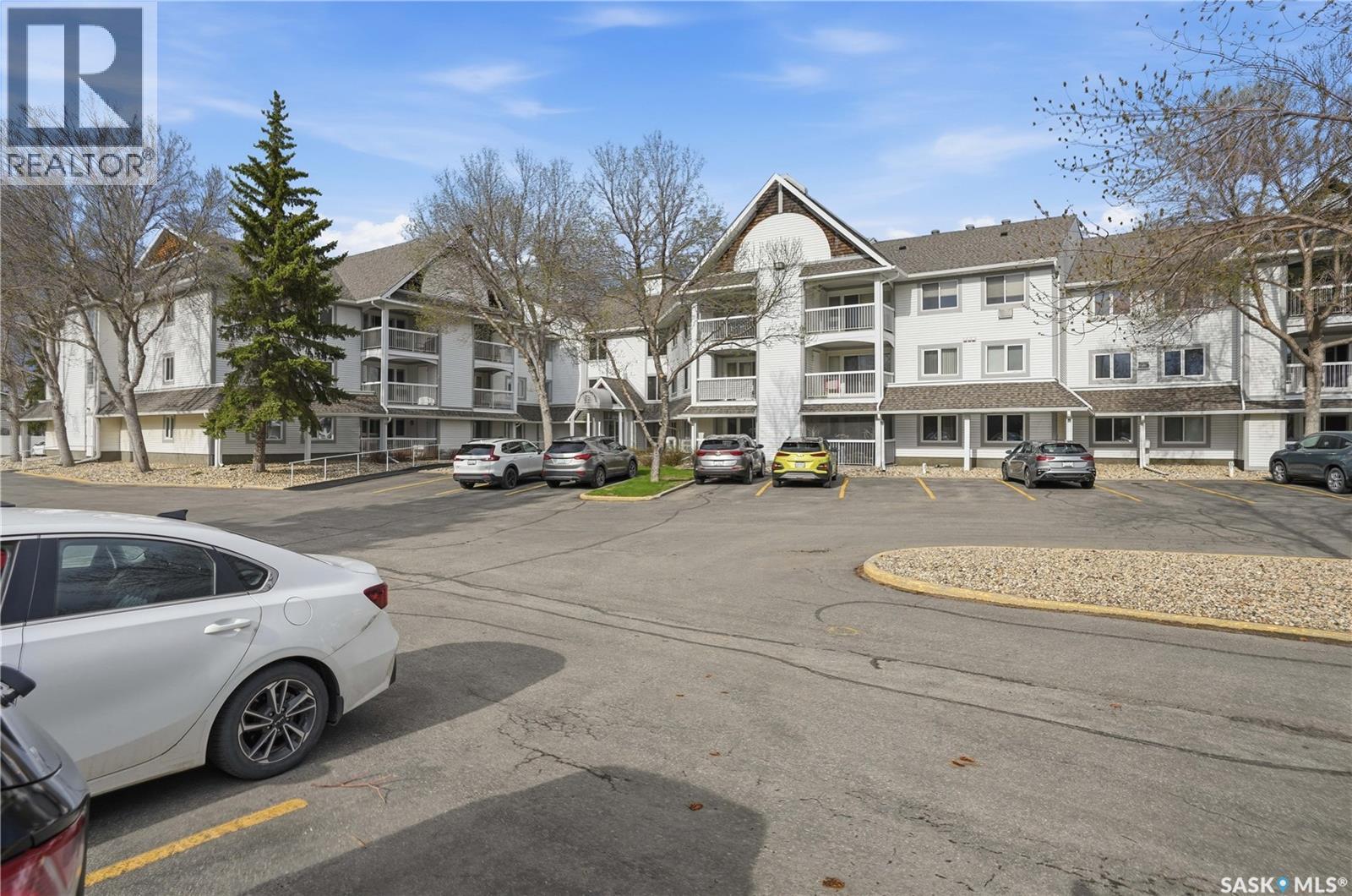 #134 960 Assiniboine AVENUE E - 45