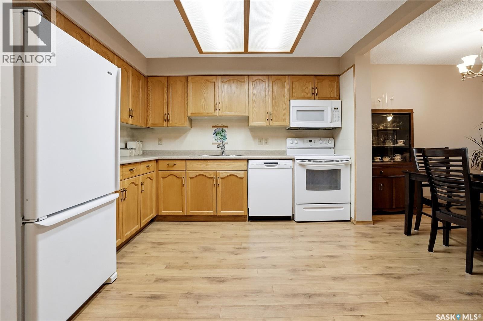 #134 960 Assiniboine AVENUE E - 9