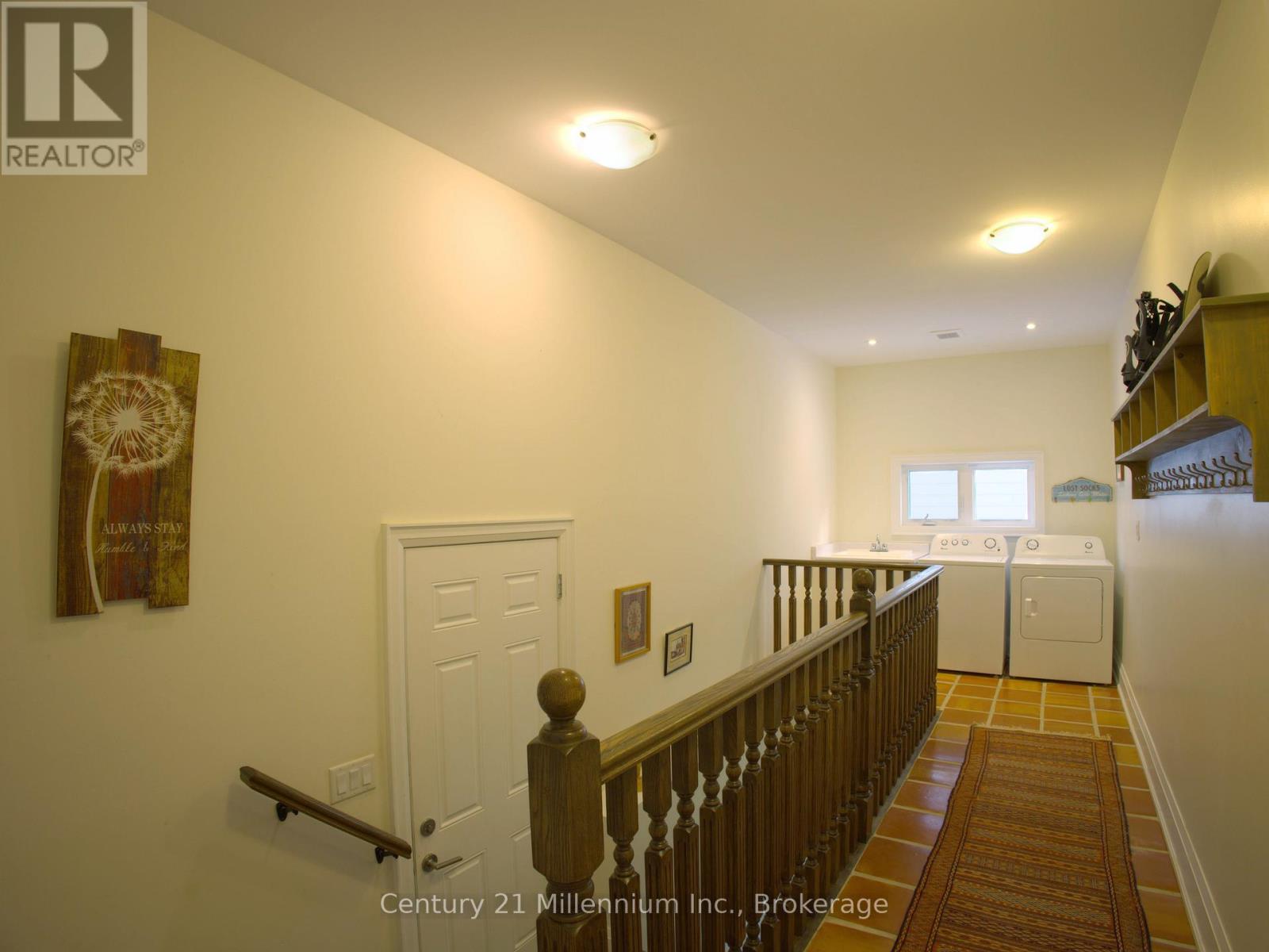 108 CREEKWOOD COURT - 20