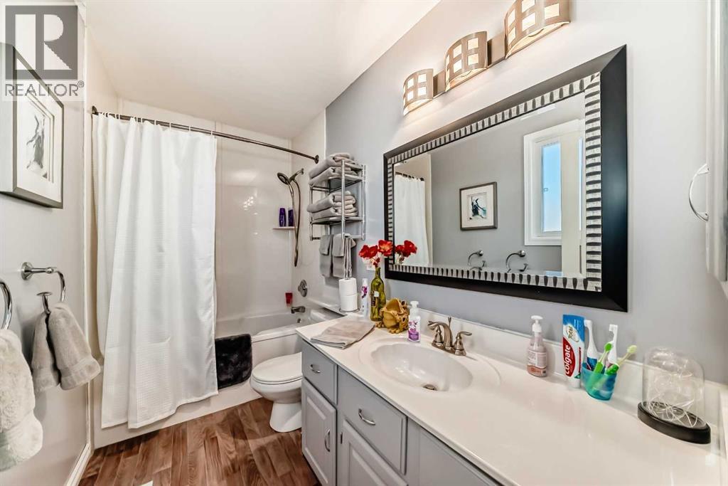 8 Meadow Place SE - 34